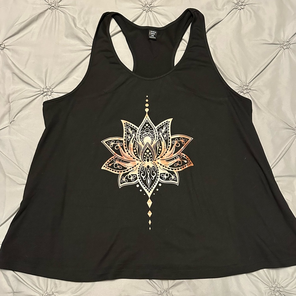 Women’s Black Tank 1XL